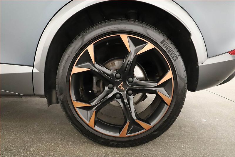 Cupra Formentor (2022) 1.5 TSI - fotka 12 z 17