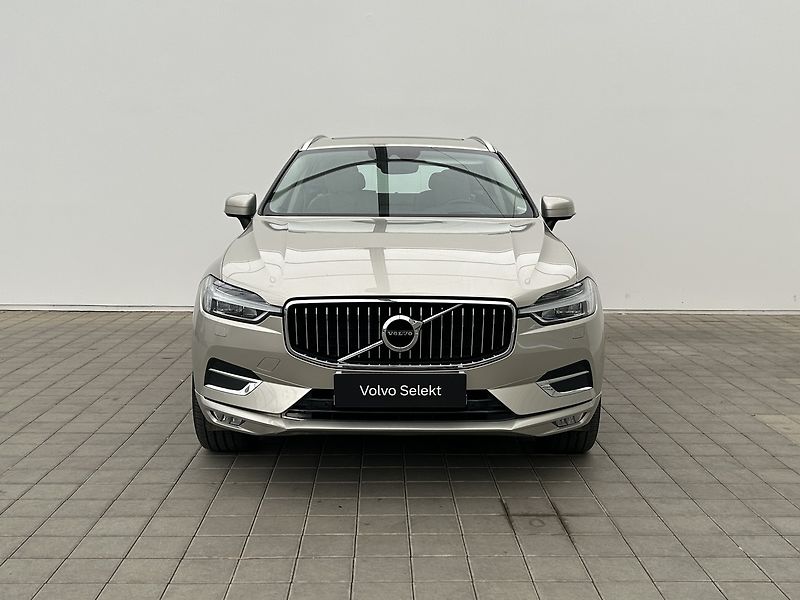 Volvo XC60 2.0 B5 4x4 Inscription - fotka 9 z 38