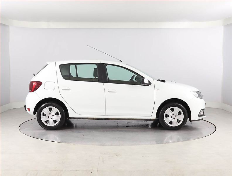Dacia Sandero (2018) 1.0 SCe, ČR,1.maj, Serv.kniha - fotka 6 z 17