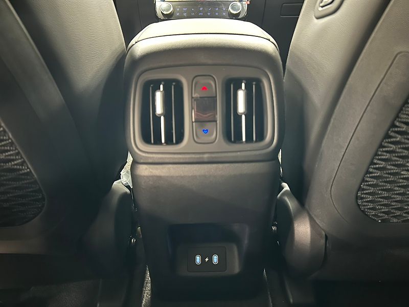 Hyundai Tucson (2026) 1.6 T-GDi HEV 4WD PremLux nové - fotka 46 z 67