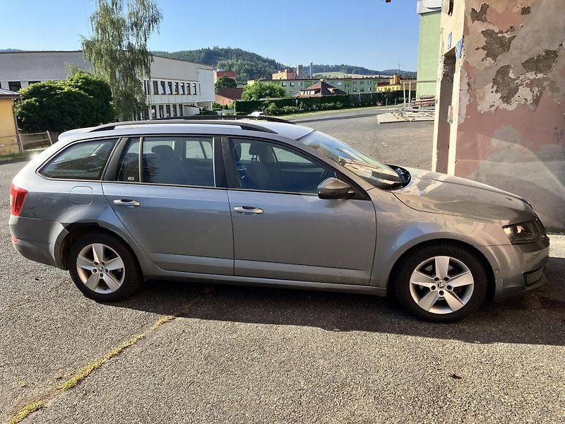 Škoda Octavia (2013) - fotka 7 z 9