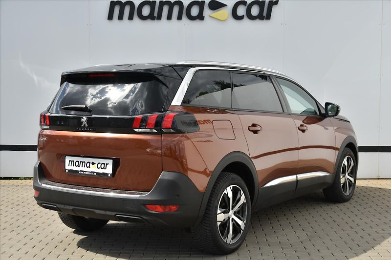 Peugeot 5008 1.2 PT 96kW ALLURE 7-MÍST ČR - fotka 2 z 3