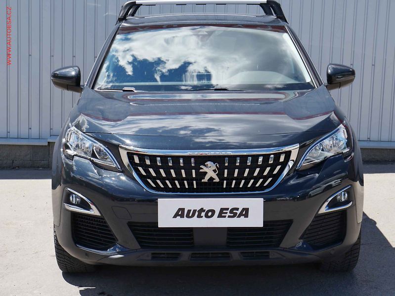 Peugeot 3008 (2020) 1.2 PT, ČR, Active - fotka 2 z 19