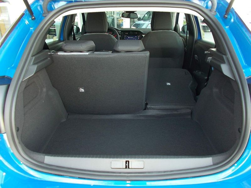 Opel Corsa (2026) Edition 1.2 TURBO (74kW/100k) - fotka 9 z 27
