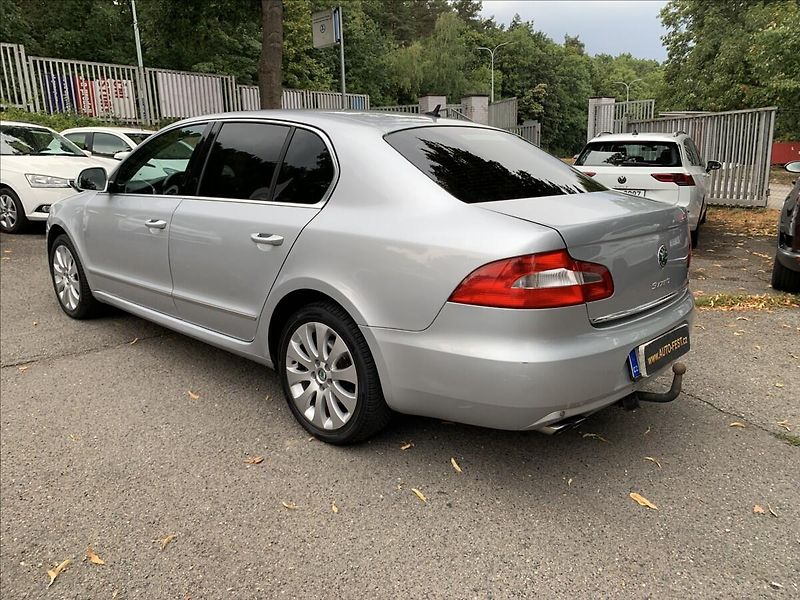 Škoda Superb 1,8 TSI - fotka 7 z 17