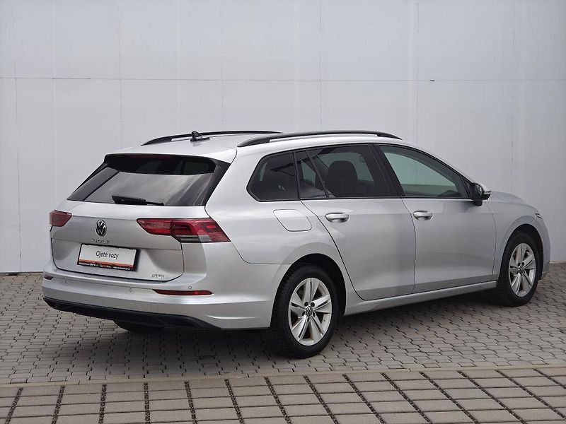 Volkswagen Golf Life 7DSG 1,5 eTSI - fotka 2 z 22