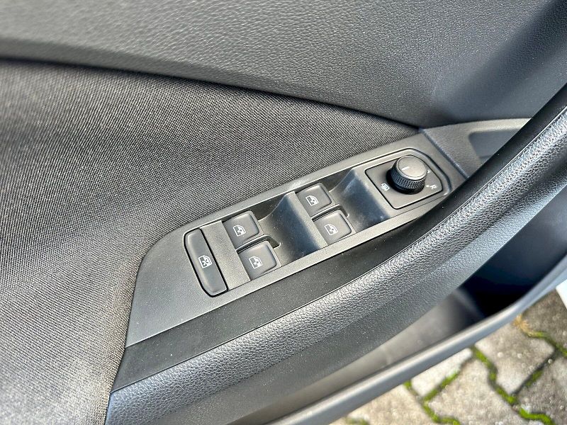Škoda Scala (2021) 1.6 TDI 85kW Ambition - fotka 8 z 24