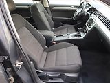 Volkswagen Passat (2016) Business 2.0 TDI, Automat - náhled 9