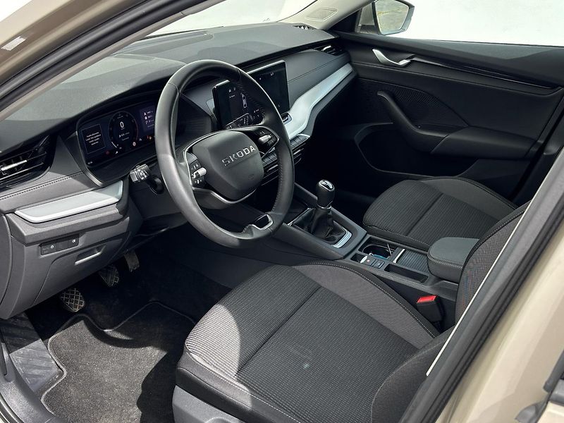 Škoda Octavia Selection - fotka 6 z 27