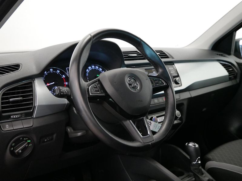 Škoda Fabia - fotka 14 z 29