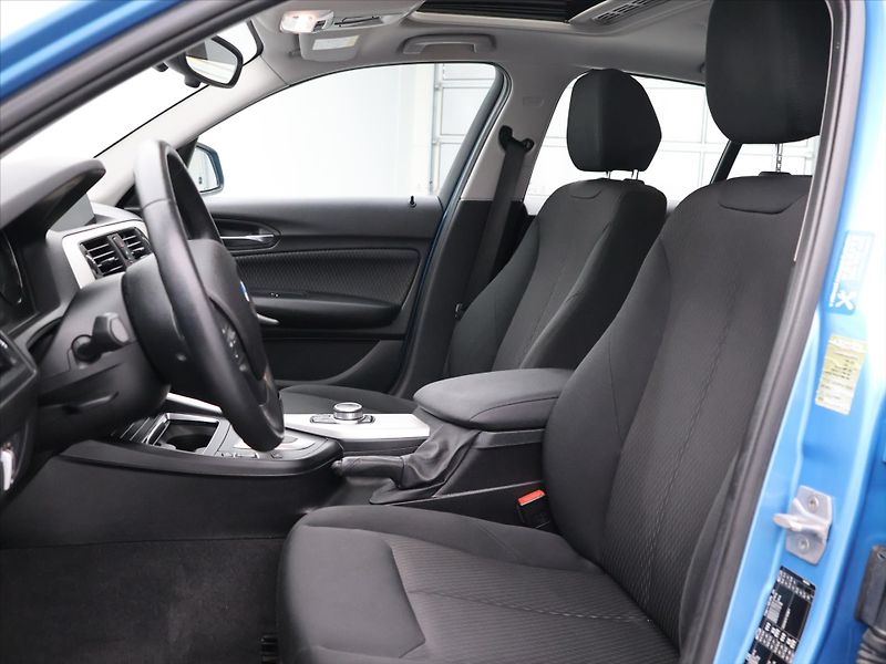 BMW Řada 1 2,0 Ti 135 kW Automat Xenon - fotka 10 z 32
