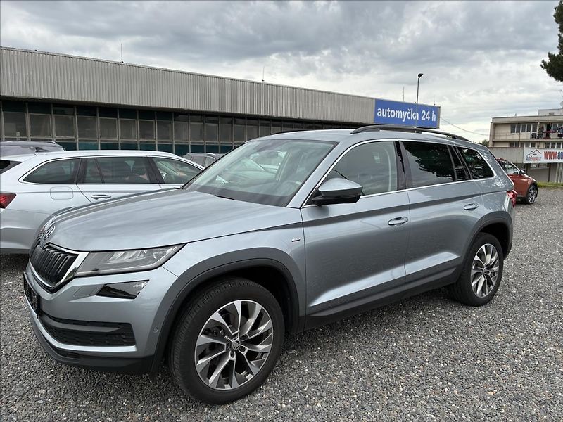 Škoda Kodiaq 2,0 TDI TAŽNÉ KEYLESS KAMERA - fotka 2 z 36