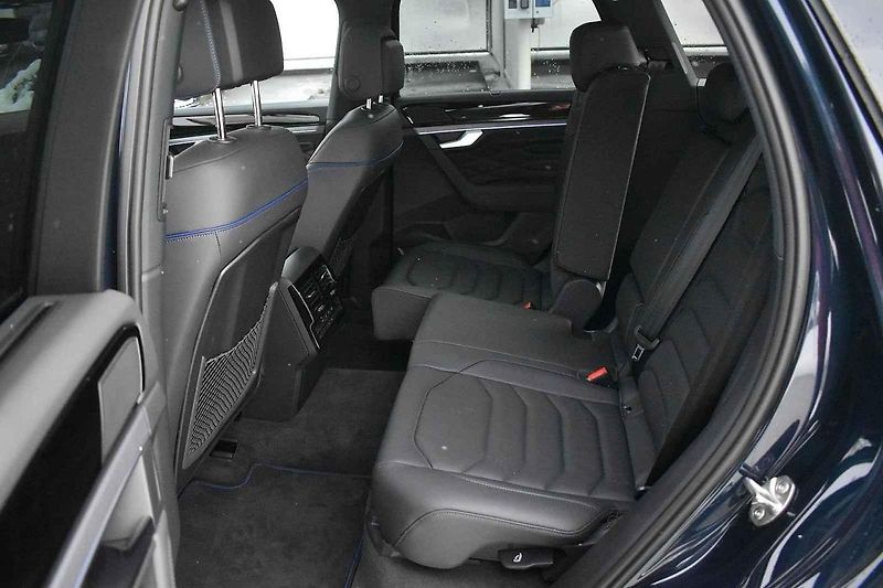 Touareg přímo touží po jízdě v obtížných podmínkách