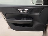 Volvo V60 T6 RECHARGE BRIGHT REZERVACE - náhled 7