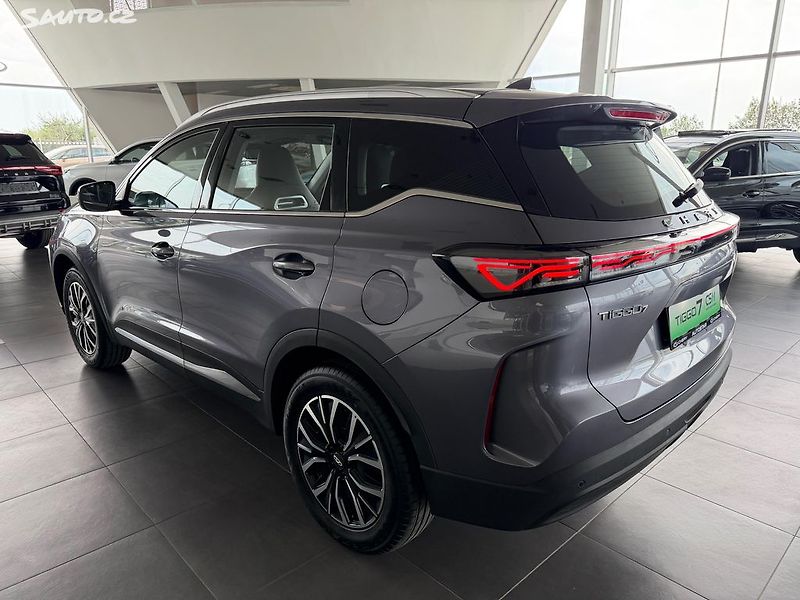 Chery Tiggo 7 (2026) 1.6 108KW DCT LUXURY - fotka 16 z 23