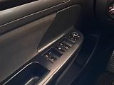 Volkswagen Golf (2011) 1.6 TDI, po STK, dobrý stav - náhled 17