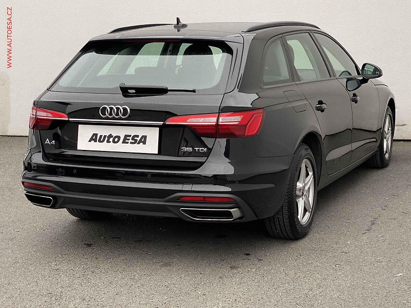 Audi A4 (2019) 2.0TDi, AT, LED, navi - fotka 4 z 18