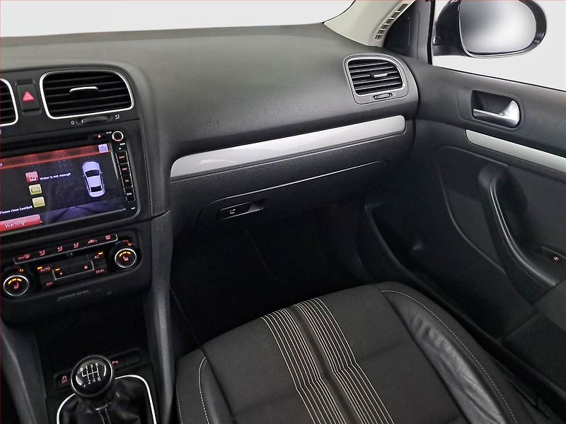 Volkswagen Golf (2012) 1.2 TSI, nová STK, servisované - fotka 8 z 16