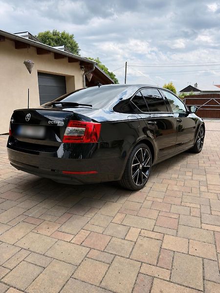 Škoda Octavia (2019) Ambition Plus 1,5 TSi 110kW ČR - fotka 3 z 32