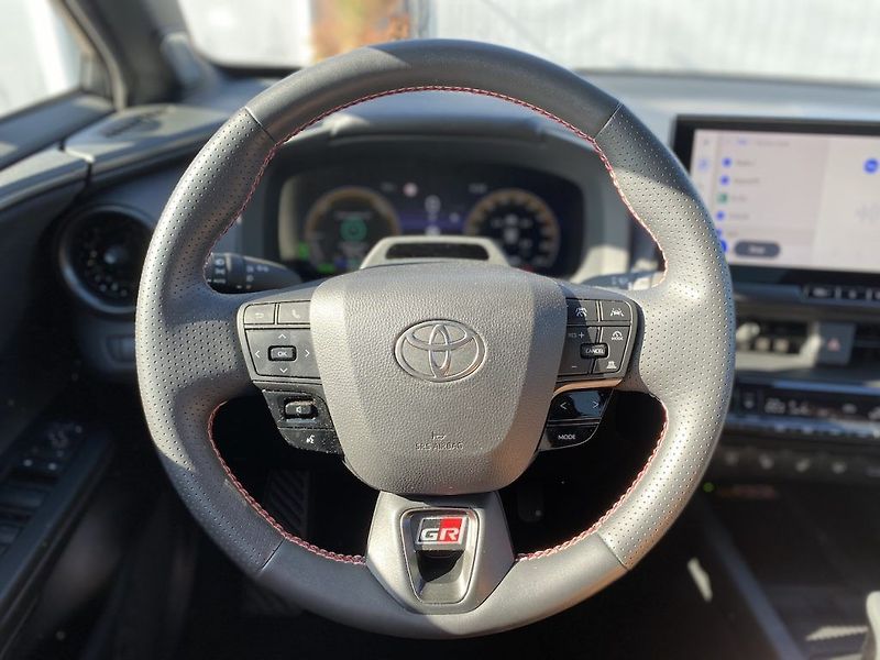 Toyota C-HR 2.0PHEV, ČR, GR Sport VIP, JBL - fotka 16 z 38
