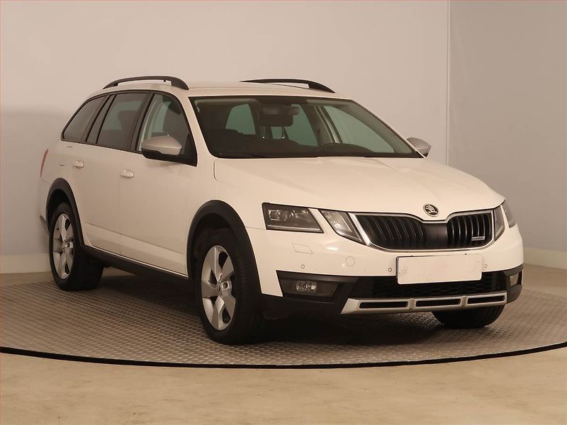 Škoda Octavia (2019) Scout 2.0 TDI, 4X4, Automat - fotografie inzerátu