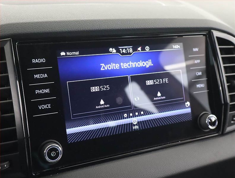 Škoda Karoq (2024) Sportline 1.5 TSI, Sportline - fotka 27 z 27
