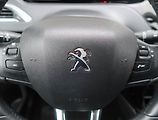 Peugeot 2008 (2019) Active 1.2 PureTech, Tempomat - náhled 14
