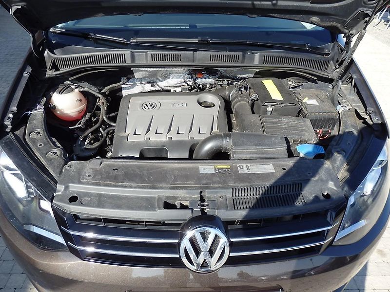 Volkswagen Sharan 2.0 TDI PANORAMA, ZÁVĚS - fotka 17 z 19