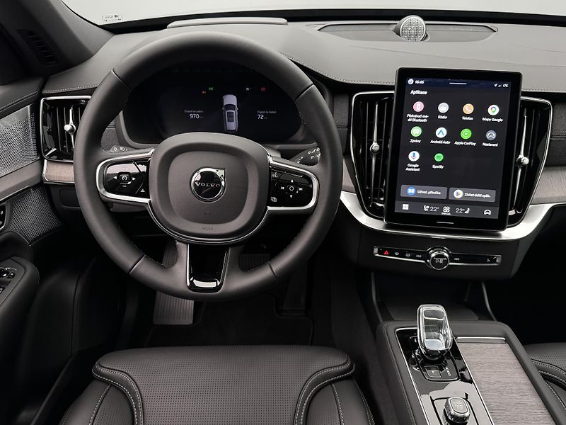 Volvo XC90 (2026) T8 AWD RECHARGE DARK PLUS 7m - fotka 4 z 27
