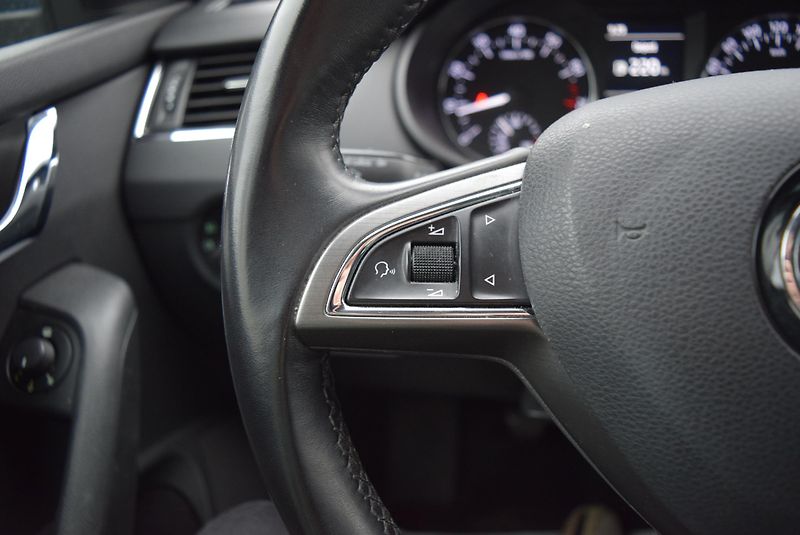 Škoda Octavia (2017) 1.4TSI 110kw AMBI ED. JOY TAŽ  - fotka 30 z 46