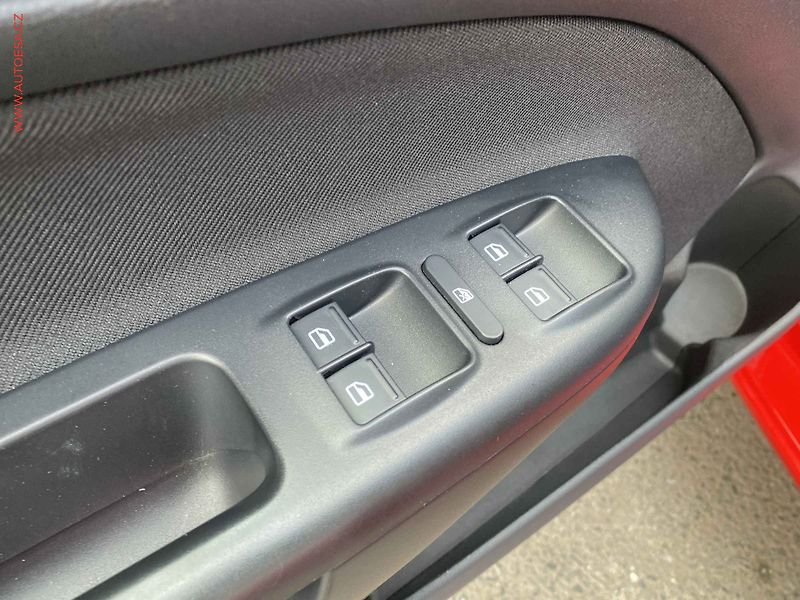 Škoda Octavia (2010) 1.2 TSi, Ambition, TZ - fotka 13 z 15