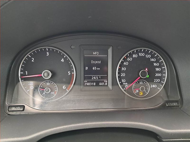 Volkswagen Caddy (2013) Maxi 2.0 TDI, 5Míst, 1Maj - fotka 9 z 17