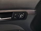 Volkswagen Touran (2011) 1.6 TDI, 7 míst, Serv.kniha - náhled 22