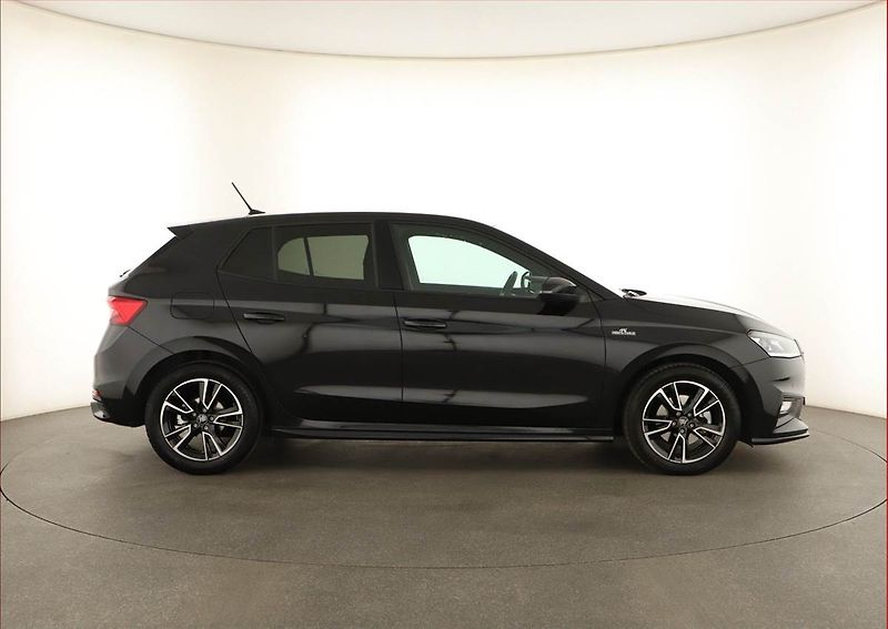 Škoda Fabia (2026) 1.0 TSI, MONTE CARLO, AUTOMAT - fotka 6 z 20