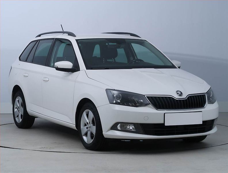 Škoda Fabia (2015) 1.2 TSI, Tempomat - fotografie inzerátu
