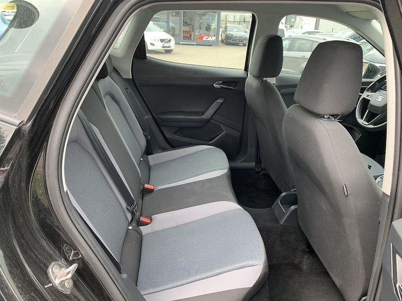 Seat Arona Xcellence 1.0TSi 70kw odp.DPH - fotka 31 z 44