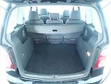 Volkswagen Touran (2009) Highline 1.4 TSI, Tempomat - náhled 13