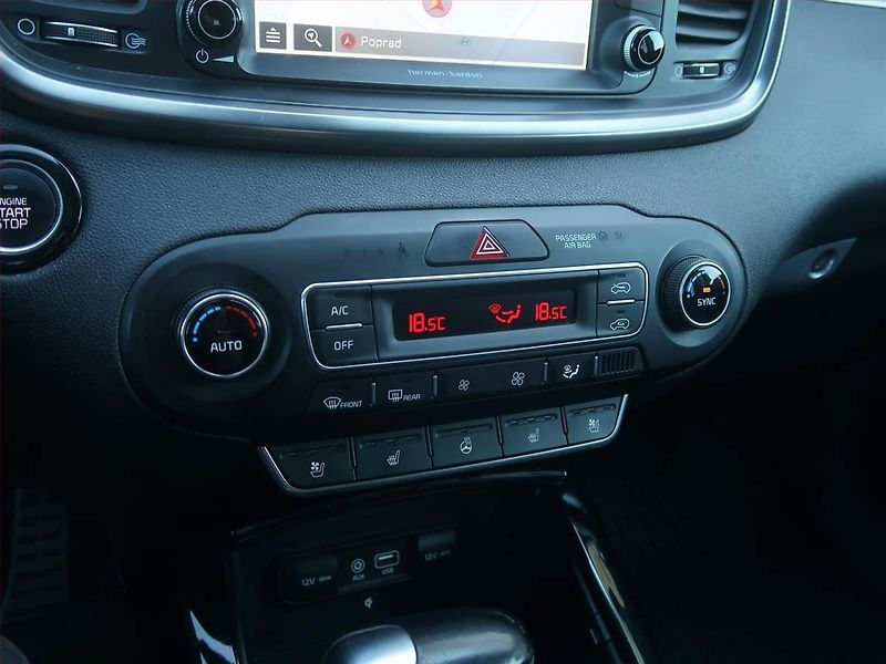 Kia Sorento (2018) GT Line 2.2 CRDi - fotka 16 z 20