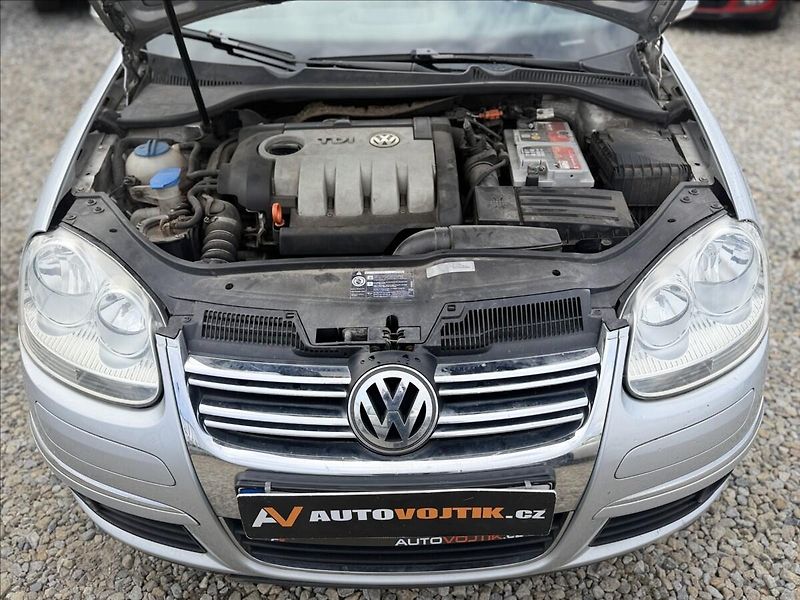 Volkswagen Golf 1,9 TDI 77kW +SADA KOL, TAŽNÉ - fotka 22 z 22