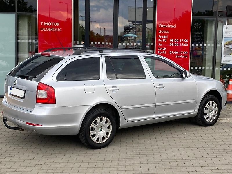 Škoda Octavia 1.9 TDI Combi - fotka 2 z 15