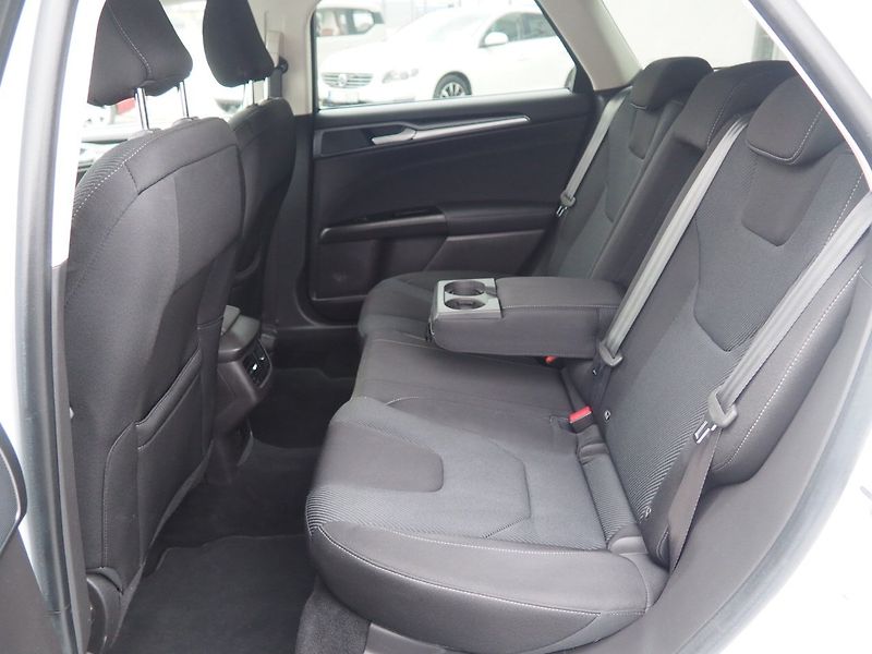 Ford Mondeo (2018) 2.0 TDCi,110kW, Titanium, Aut. - fotka 13 z 37