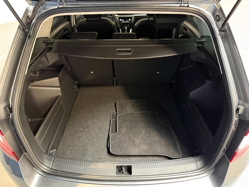 Škoda Fabia 1.0 TSI 70kW Ambition Combi To - fotka 12 z 13