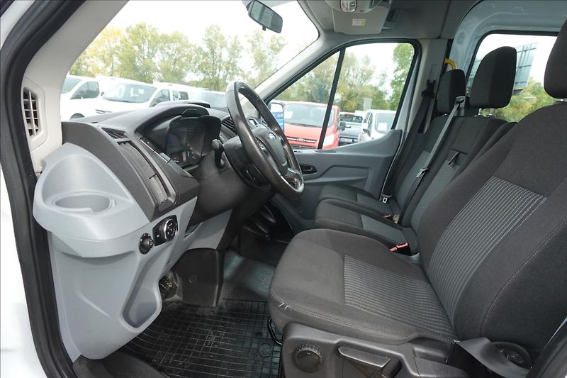 Ford Transit 2,0 TDCi  L3H2 9MÍST KLIMA - fotka 25 z 44
