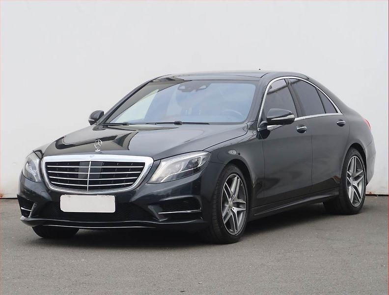 Mercedes-Benz Třídy S (2014) AMG Paket S 500 4MATIC, 4X4 - fotka 2 z 28