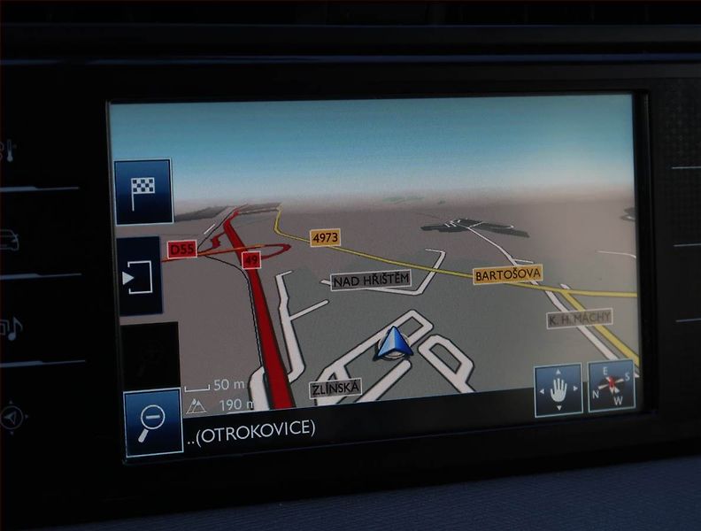 Citroën C4 Picasso (2016) 1.6 BlueHDi, 7 míst - fotka 19 z 21