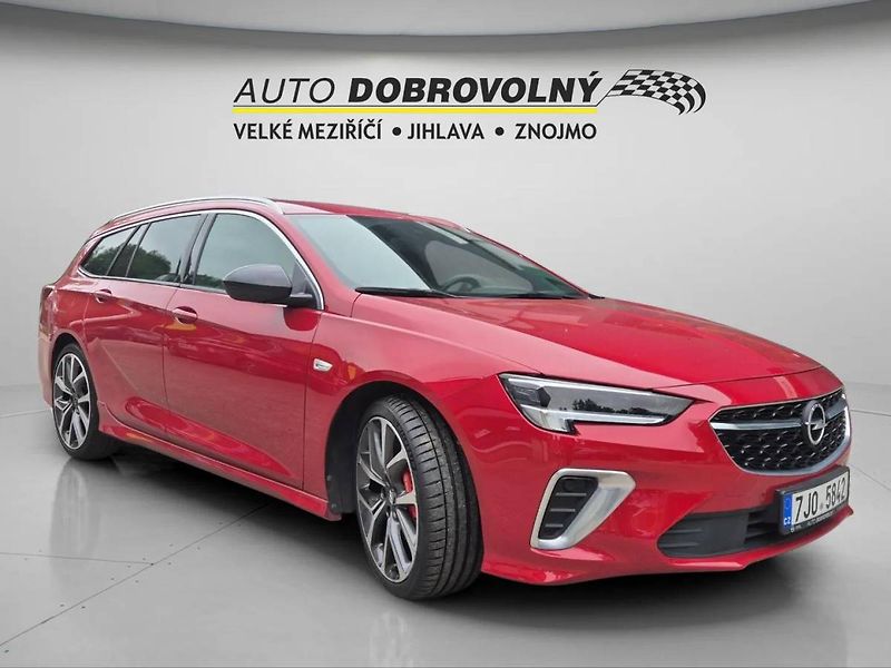 Opel Insignia GSi Sports Tourer F 2.0 SHT & - fotka 11 z 49