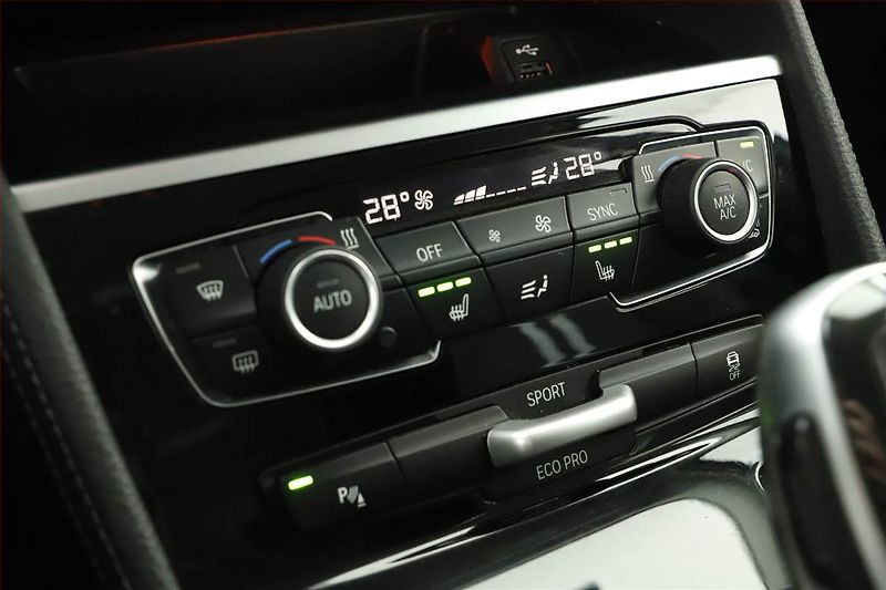 BMW Řada 2 (2020) 218d Gran Tourer, Automat - fotka 16 z 18