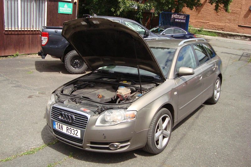 Audi A4 Avant (2006) 2.0 TDi, AUT - fotka 33 z 43
