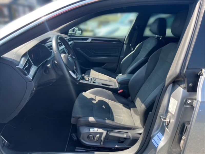Volkswagen Arteon 2,0 TDI 110 R-Line AT - fotka 7 z 11