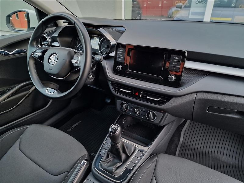 Škoda Fabia 1.0TSI Ambition,ČR,1.Majitel - fotka 33 z 43